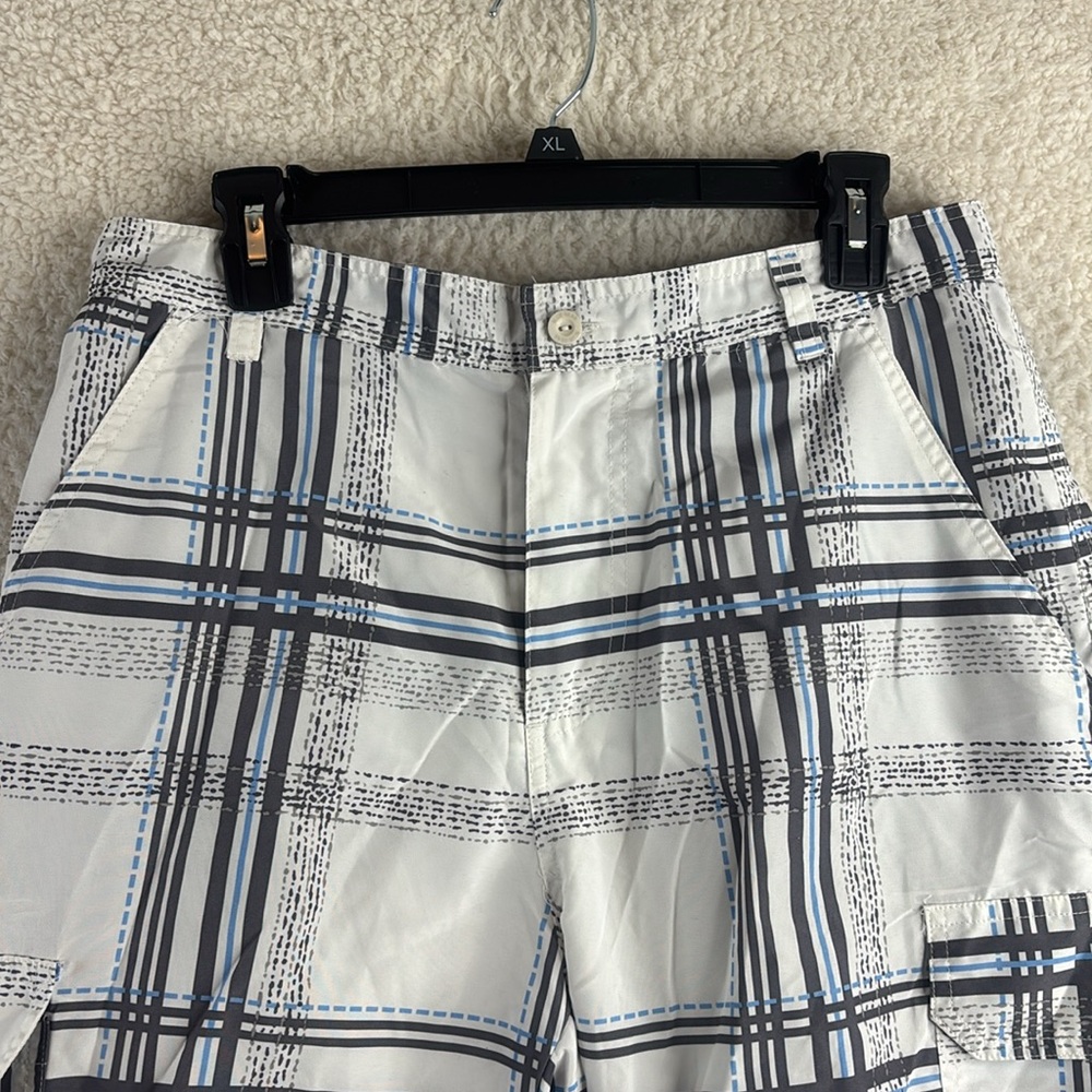 NWOT Blue Gear Mens White Blue Plaid Casual Cargo Shorts 6-Pockets Size 32 - Picture 3 of 16
